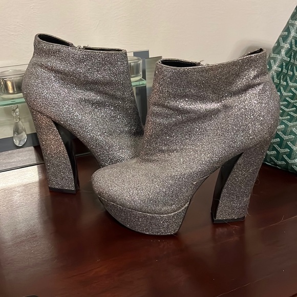 Platform Silver Glitter Disco Shoes dv by Dolce Vita Size 7 - Picture 2 of 7